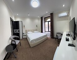 SHOHI ZINDA HOTEL