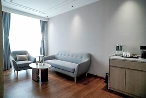 AURUM BY RJ RESORT