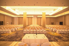 AURUM BY RJ RESORT