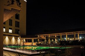 AURUM BY RJ RESORT