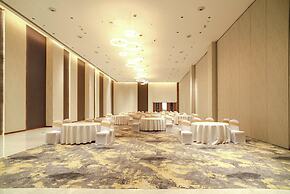 AURUM BY RJ RESORT