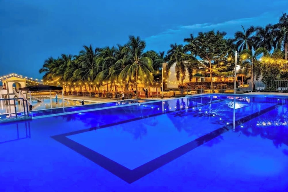 Brevant Pool Club And Resort