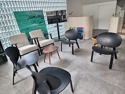 Q Space Sathorn - Narathiwas 18