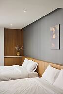 Q Space Sathorn - Narathiwas 18