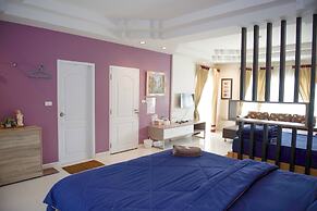 The Room Suphanburi