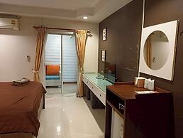 The Room Suphanburi
