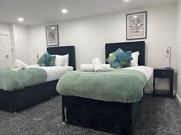 Top Hat - 1 Bed Apartment