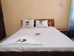 Flamingo Hotel Bombolulu