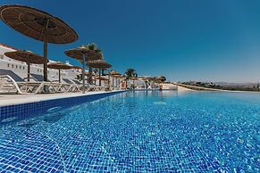 Naxos Grand Hotel