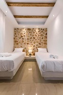Naxos Grand Hotel