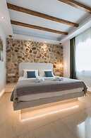 Naxos Grand Hotel