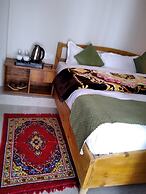 Mount Aura Stay & Dine