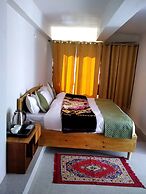 Mount Aura Stay & Dine