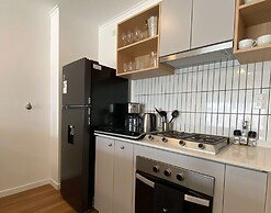 w Modern Cozy 2BR w Balcony in Miraflores