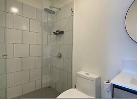 w Modern Bright 2BR w Balcony in Miraflores
