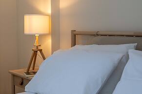 Home Easy Kalamata - Central Stylish Maisonette