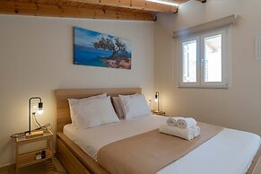 Home Easy Kalamata - Central Stylish Maisonette