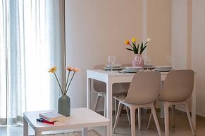 Home Easy Kalamata - Central Stylish Maisonette