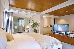 Sanfuyizhai Homestay