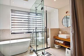 Sanfuyizhai Homestay