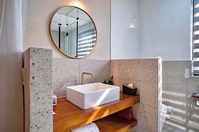 Sanfuyizhai Homestay