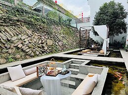 Sanfuyizhai Homestay