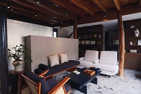 Sanfuyizhai Homestay