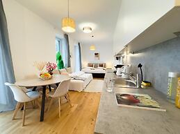 Vienna Hills Living