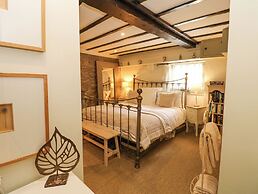 In & Out Cottage