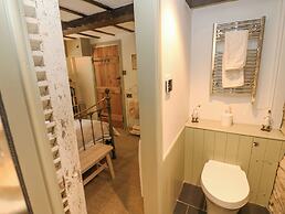 In & Out Cottage