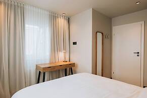 Central Boulevard Apartments by Olala Homes