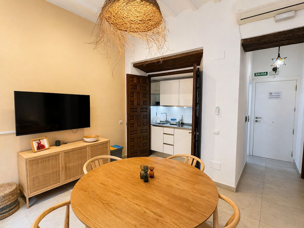 Prado Suites Apartments