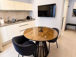 Prado Suites Apartments