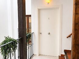 Prado Suites Apartments