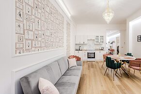 Zara Suite Apartment