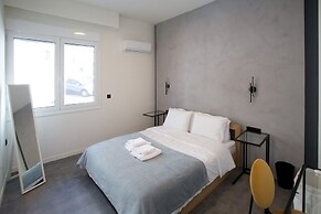 Acropolis Modern House