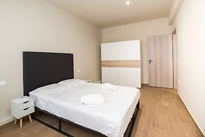 Stoa Luxury Apartment