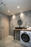 Stoa Luxury Apartment