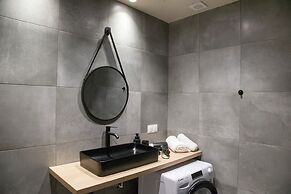 Stoa Luxury Apartment