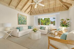 Tranquil 4BR Villa Pool Spa Resort Access