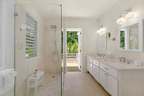 Tranquil 4BR Villa Pool Spa Resort Access