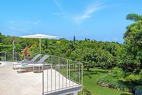 Tranquil 4BR Villa Pool Spa Resort Access