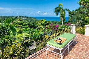 Private 2BR Open-air Villa Panoramic Views Pool