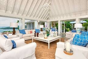 Private 2BR Open-air Villa Panoramic Views Pool