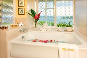 Private 2BR Open-air Villa Panoramic Views Pool