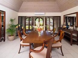 Charming 4BR Garden Villa Pool Separate Cottage