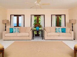 Charming 4BR Garden Villa Pool Separate Cottage