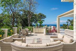 Contemporary 6BR Villa Sea Views Infinity Pool Resort Access