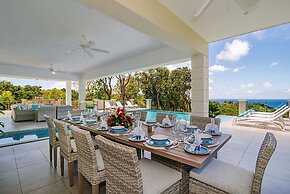 Contemporary 6BR Villa Sea Views Infinity Pool Resort Access