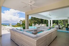 Contemporary 6BR Villa Sea Views Infinity Pool Resort Access